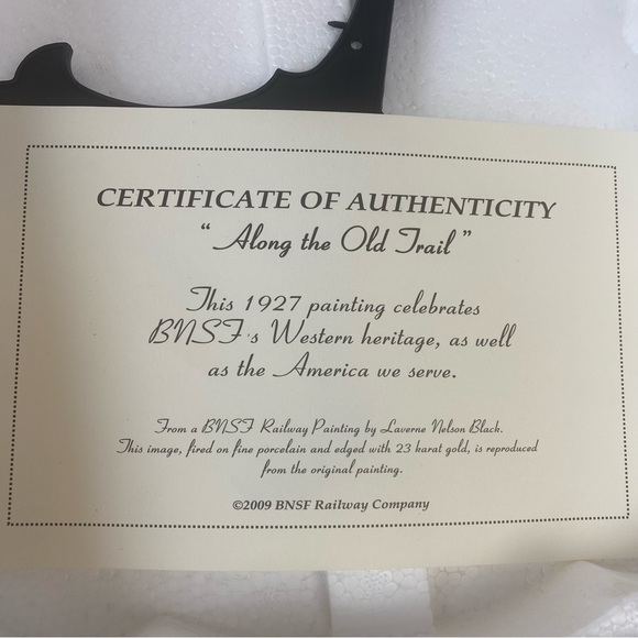 BNSF Railway Collector Plate, 2008 Safety Award "ALONG THE OLD TRAIL" Indian - Picture 5 of 5